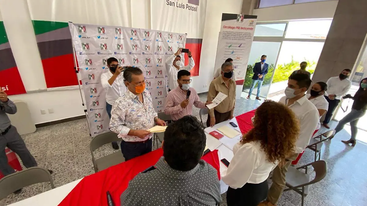 f8c74274-bd6d-4012-80de-bea992bf7945