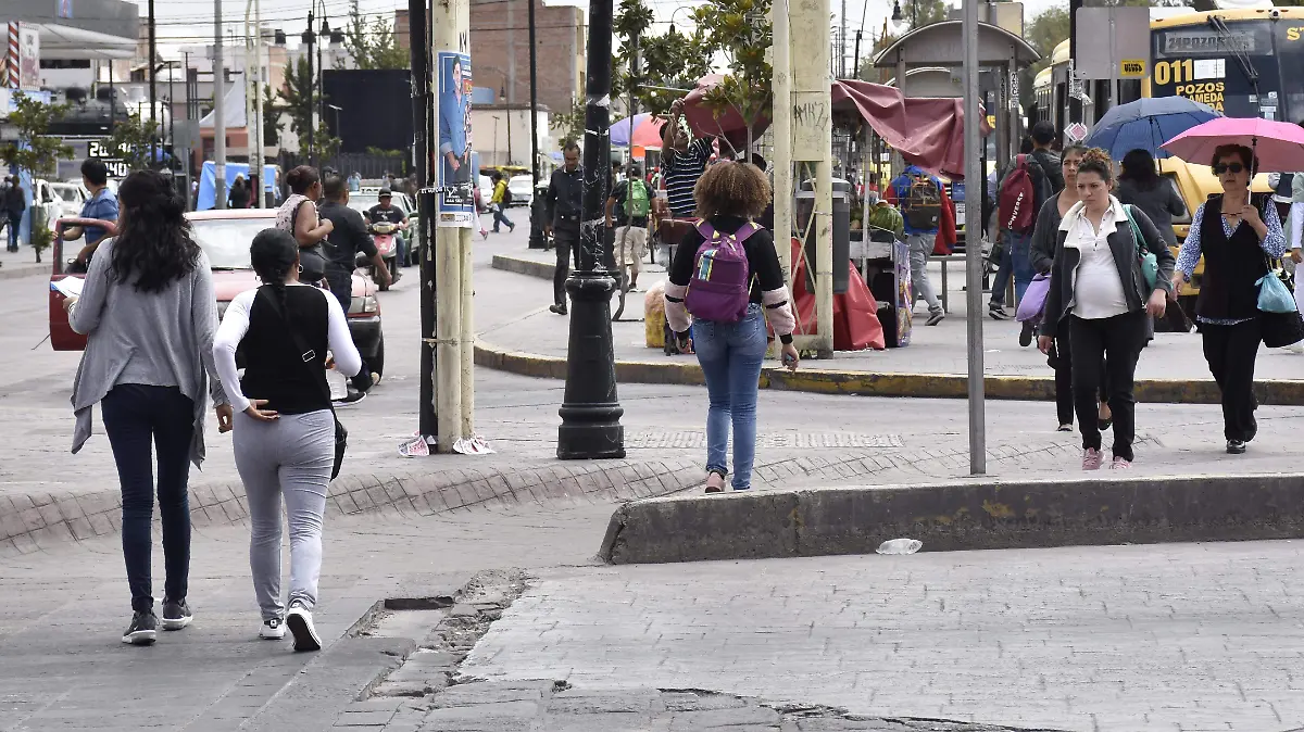 mujeres postosinas