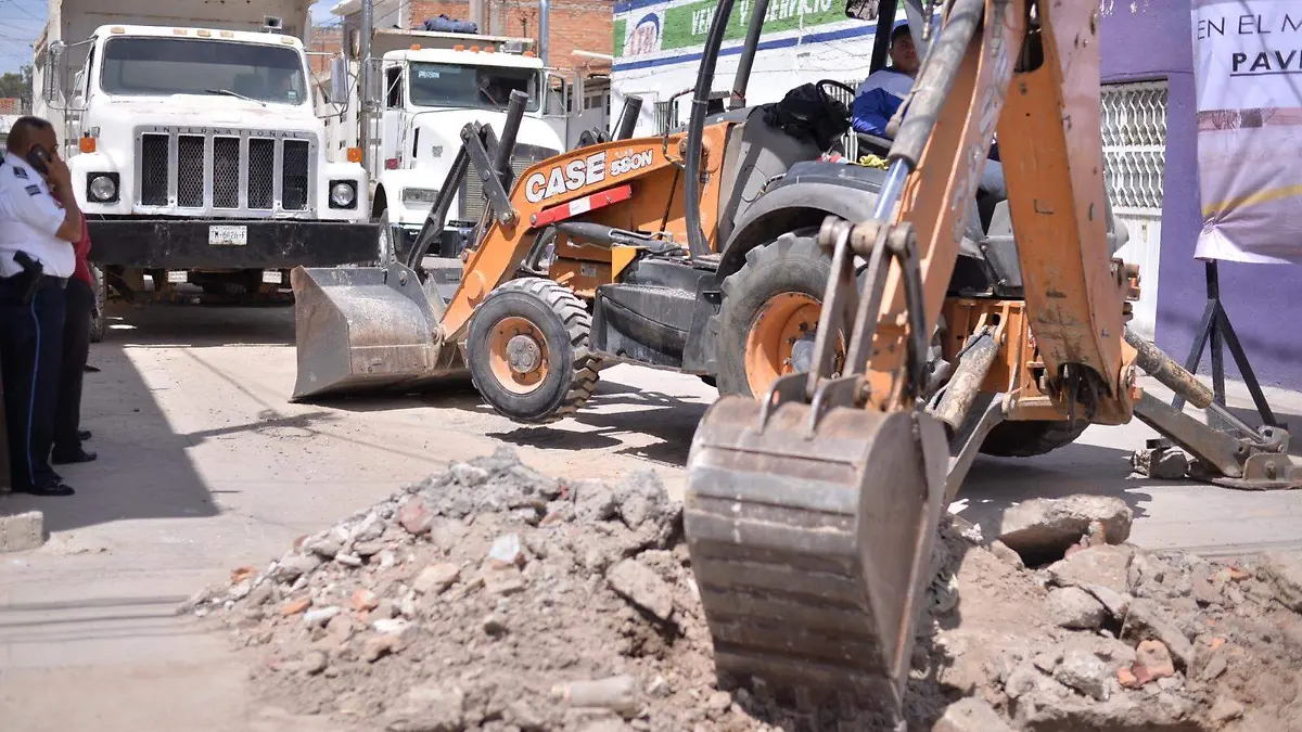 Pavimentación de priv. San Martín, San Felipe (6)