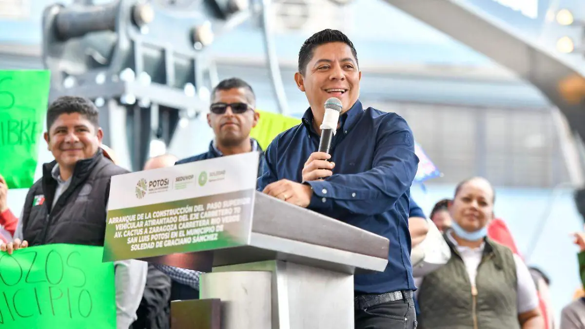 Puentes vehiculares puente en construccion (2)