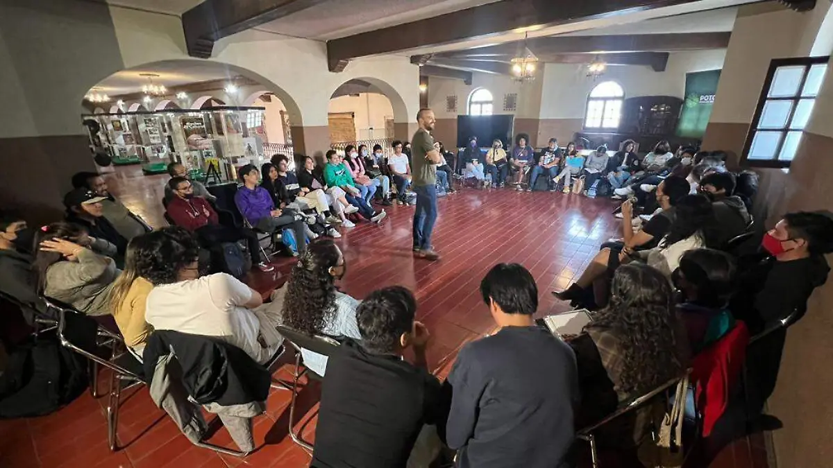 ccaeb469-55b7-474c-92e3-b0b9095a5b47