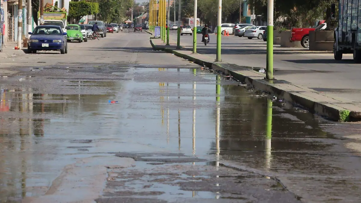 Fuga de aguas negras Pavón (6)