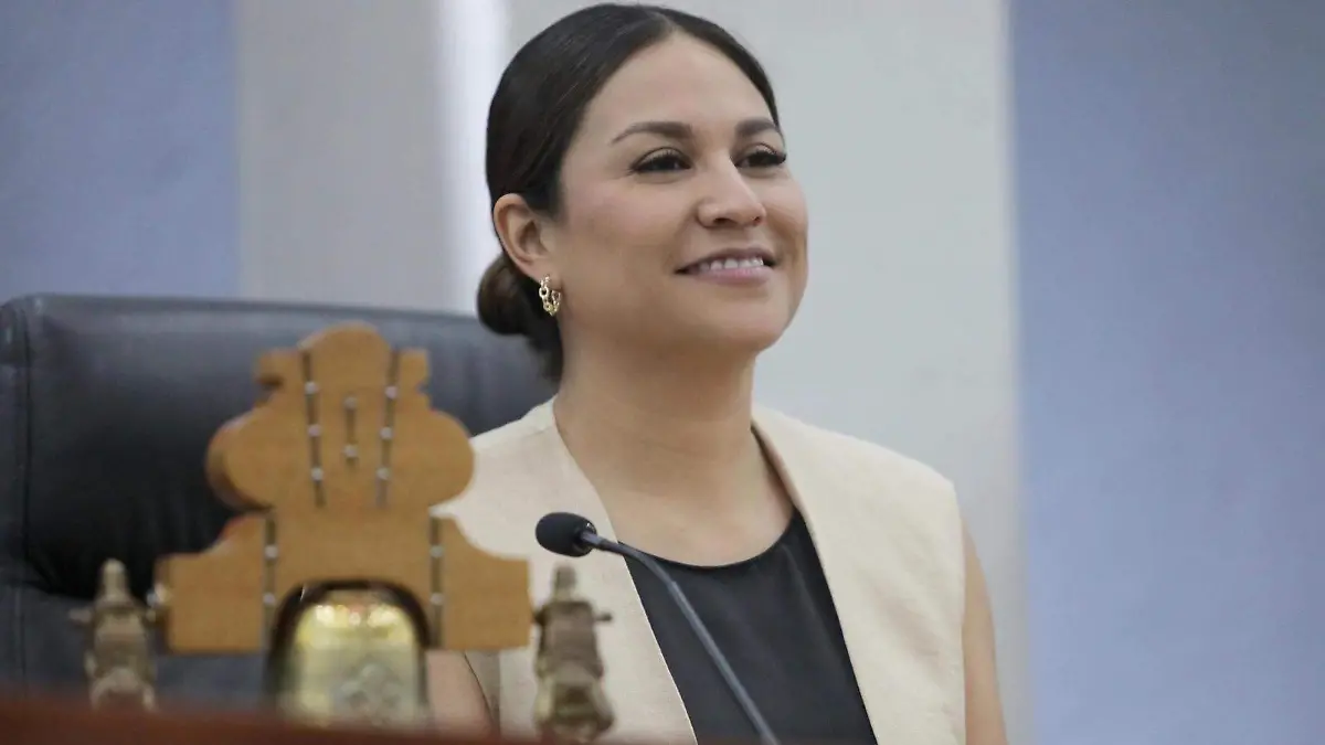 Cinthia Verónica Segovia Colunga