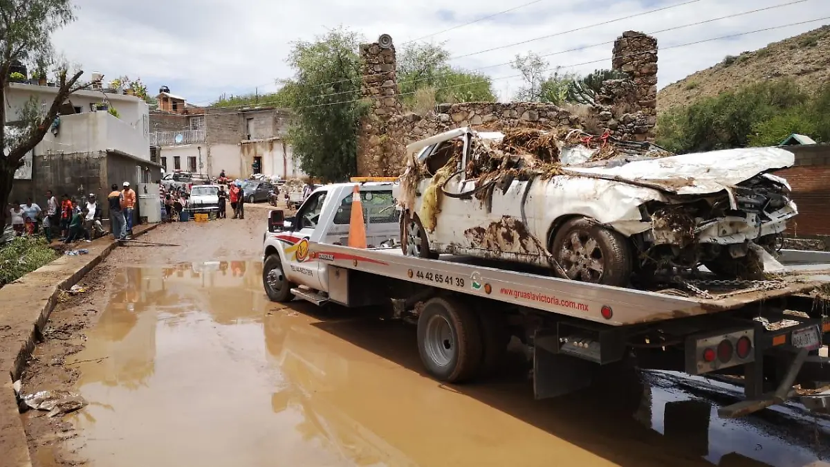 tromba lluvias arrasan con Villa de Zaragoza 334