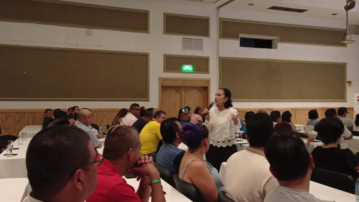 Conferencia analista financiera (4)