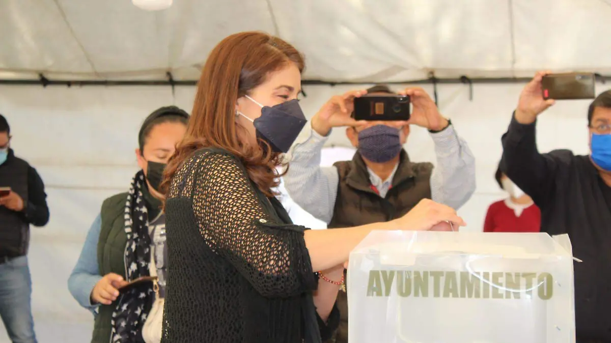 6bb084c5-72b7-4af5-b39f-920bcf3d516d