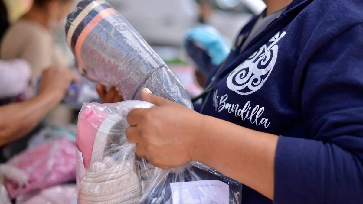 entrega de ropa 