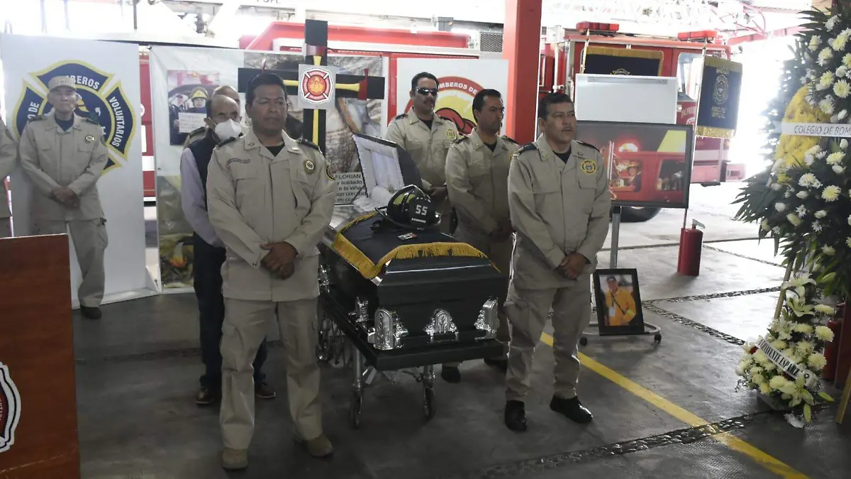 8d034298-0c56-4b2e-800d-1e1a3a2f88b4