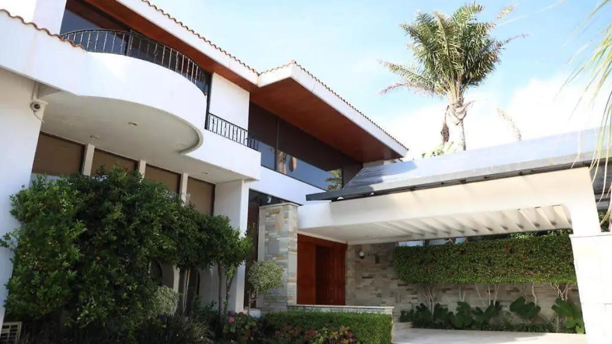 Casa de Gobierno a una Casa Hogar 4