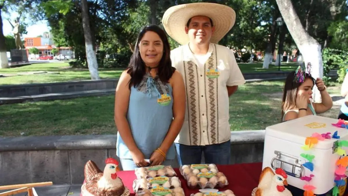 Nutriólogos realizaron una exposición