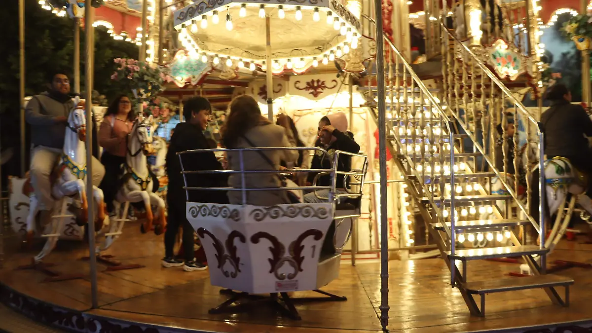 Carrusel Plaza del Carmen