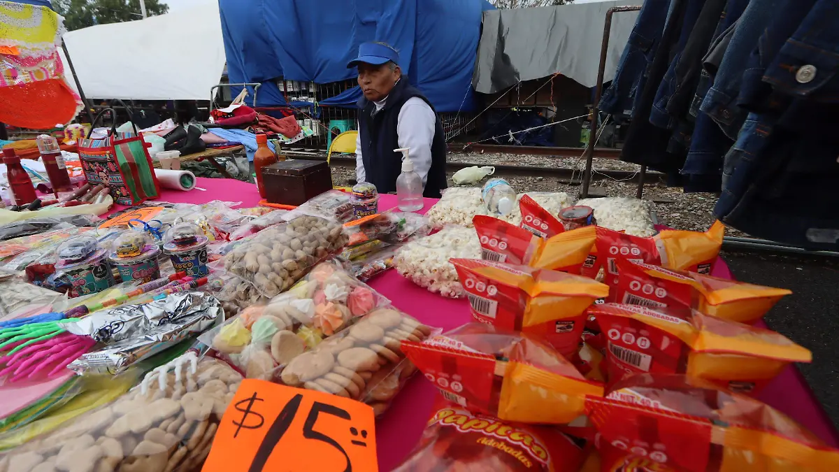 Tianguis de Las Vías