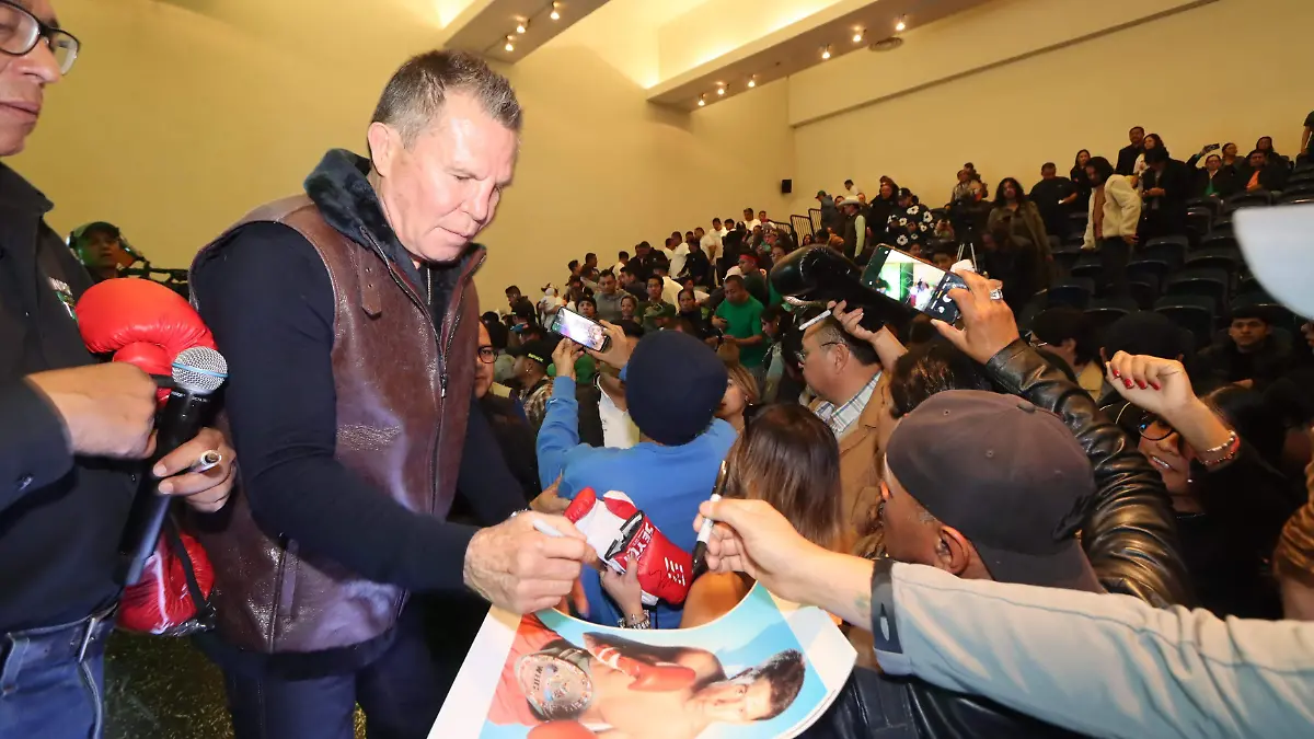 Julio César Chávez 