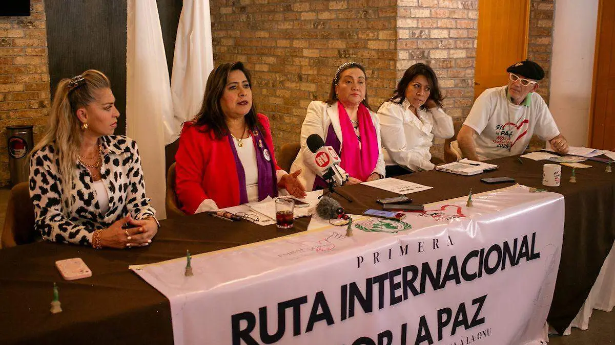 Rueda de prensa de la Ruta Internacional por la Paz
