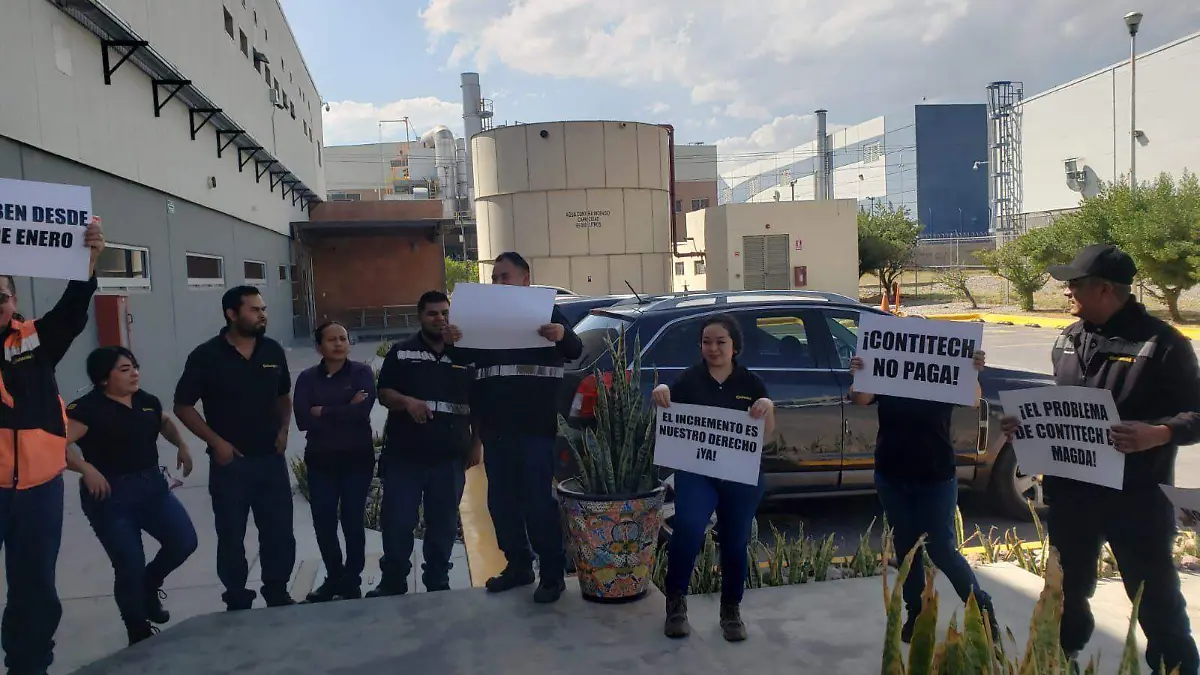 Sindicalizados de Contitech protestan