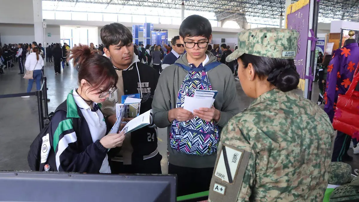 carreras en el Heroico Colegio Militar