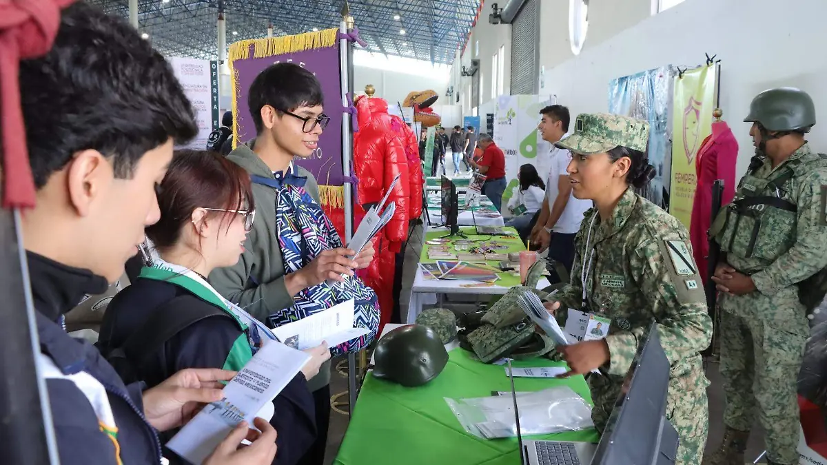 carreras en el Heroico Colegio Militar