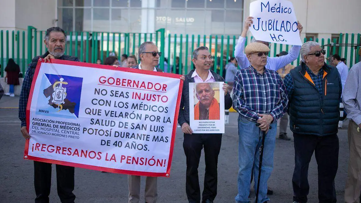 médicos jubilados del Hospital Central 