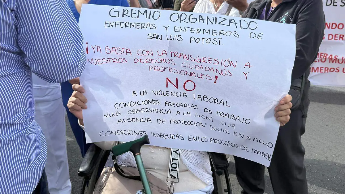 protesta Enfermeras jubiladas del Hospital Central