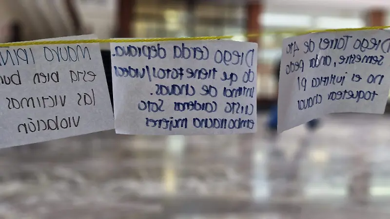 Tendedero de denuncias en la Facultad de derecho de la UASLP