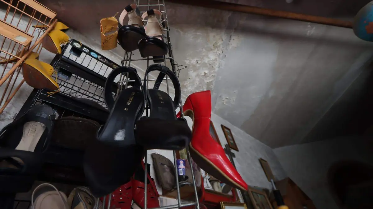 Raymundo Torres, zapatos