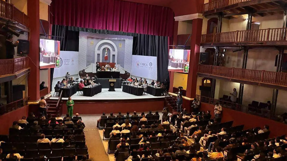 Diputados sesionan en Matehuala