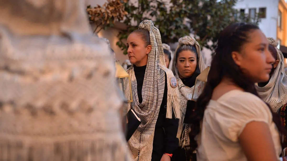 Mujeres que integran la Procesión del Silencio