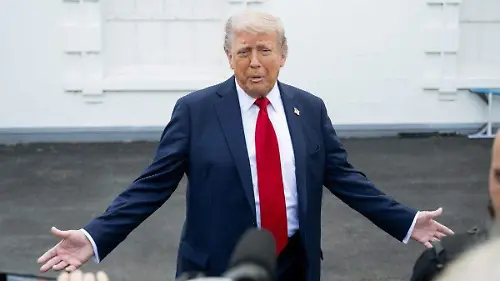 donald trump (25)