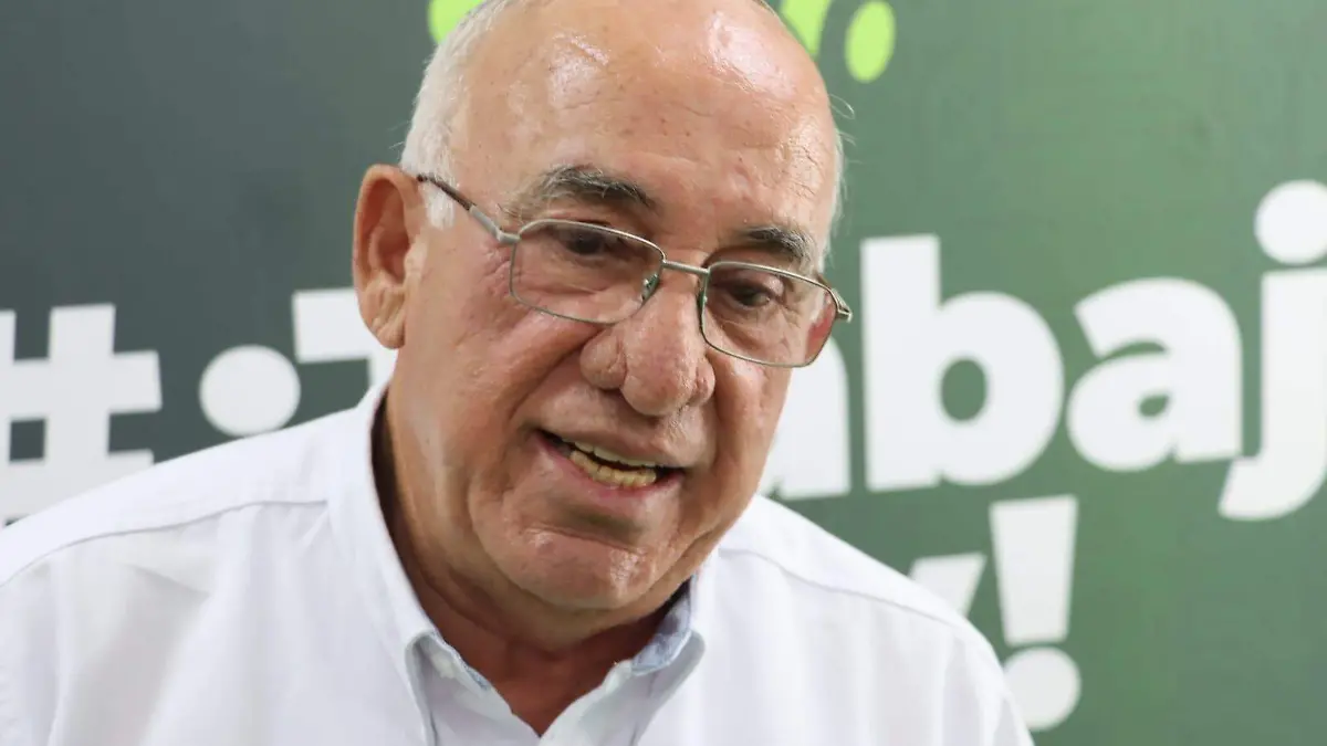 Crisógono Sanchez Lara, secretario del Trabajo y prevision Social (2).jpg