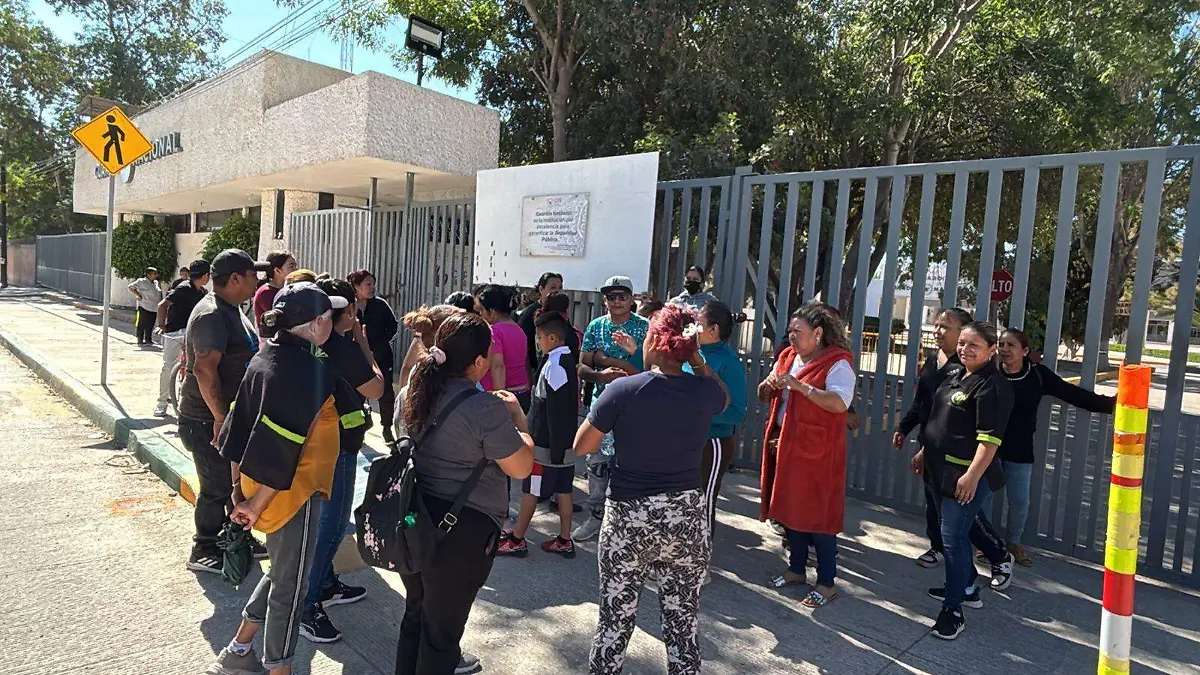 Trabajadoras denuncian despido injustificado 