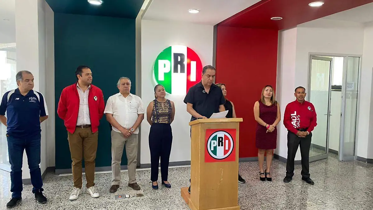 Adolfo Micalco Méndez PRI (1)