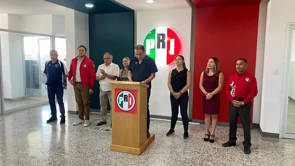 Adolfo Micalco Méndez PRI