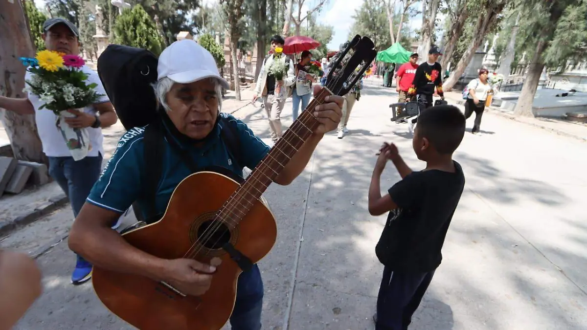 día de las madres en panteones  (4).jpeg
