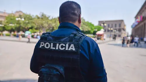 Presenta iniciativa para que policías preventivos dan más salario. Imágenes Juana María olivo para Raymundo rocha (1)