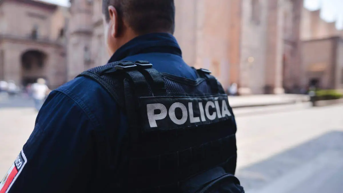 Presenta iniciativa para que policías preventivos dan más salario. Imágenes Juana María olivo para Raymundo rocha (4)