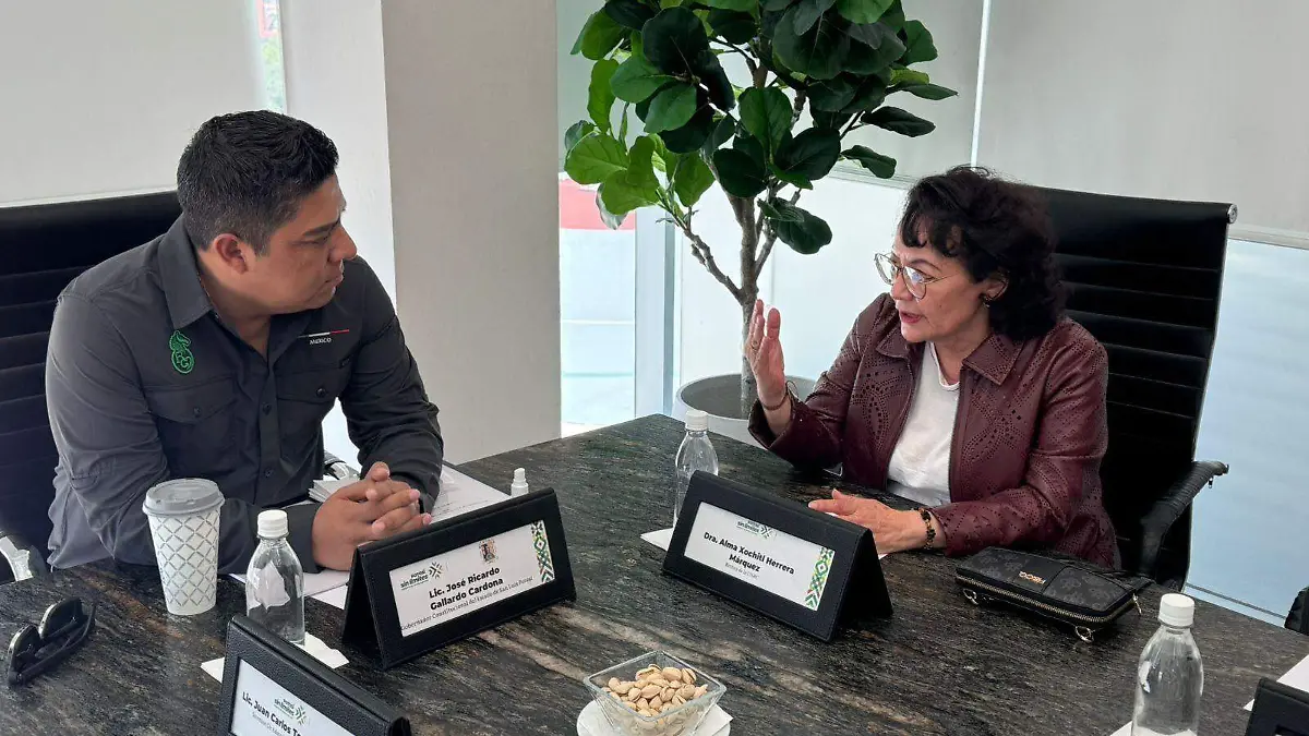 Ricardo Gallardo y Alma Xóchitl Herrera