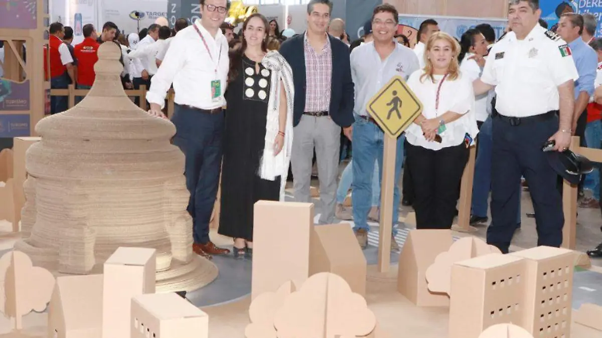 STAND MUNICIPAL FENAPO 3