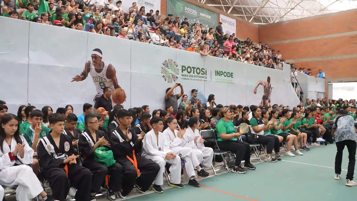 d2dd81e7-a8f4-43f2-bce0-47fbd58b09d8