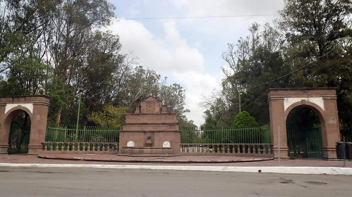 PARQUE MORALES 1
