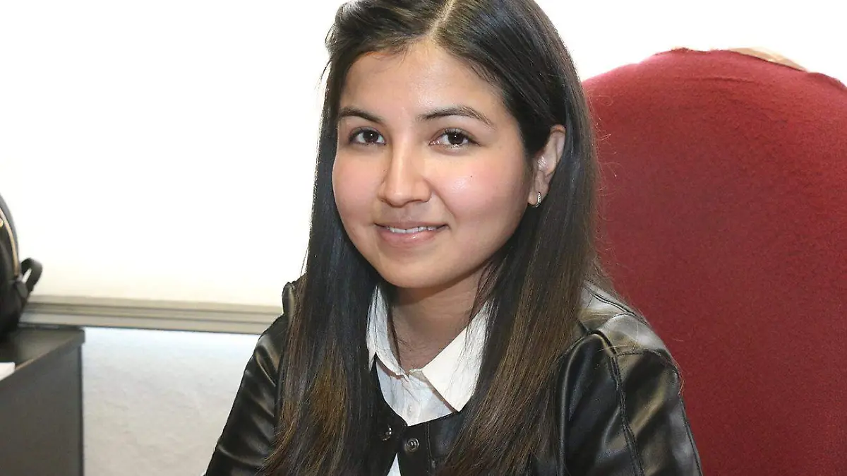 REGIDORA DULCE KARINA BENAVIDES 2