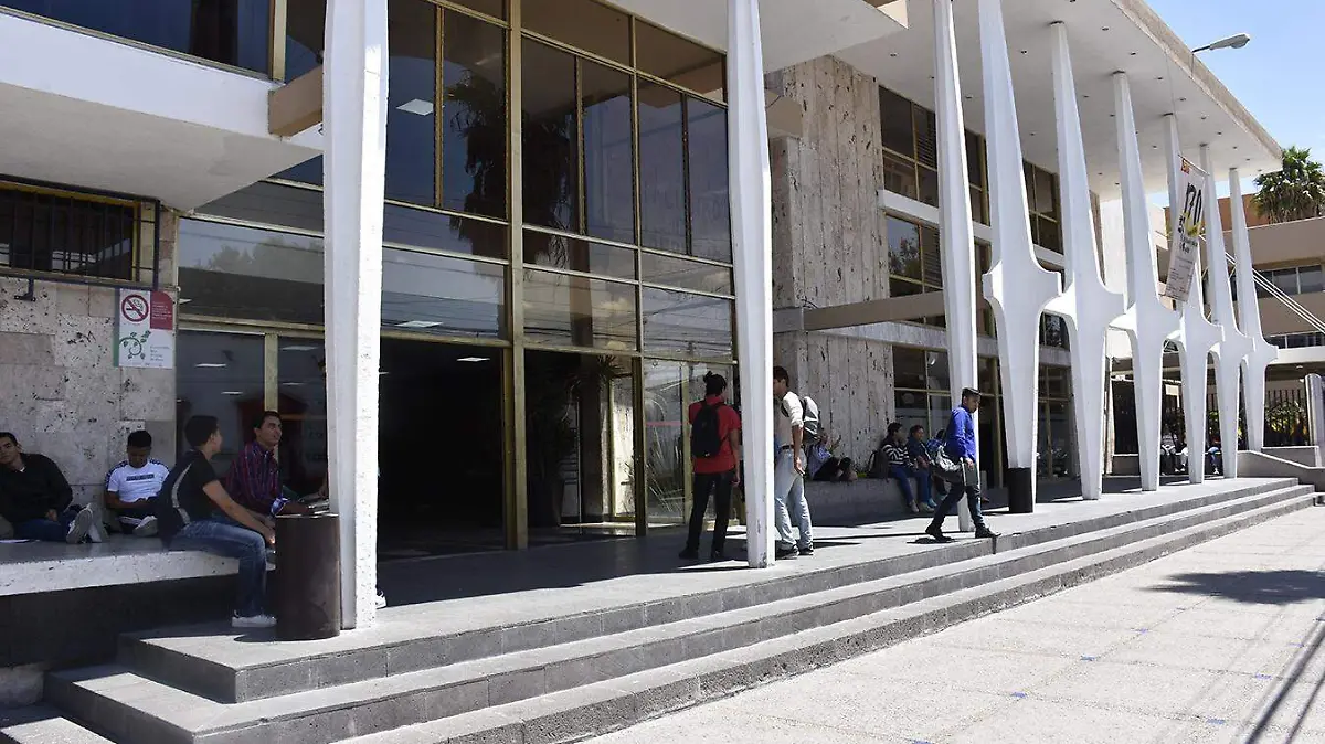 Facultad de derecho
