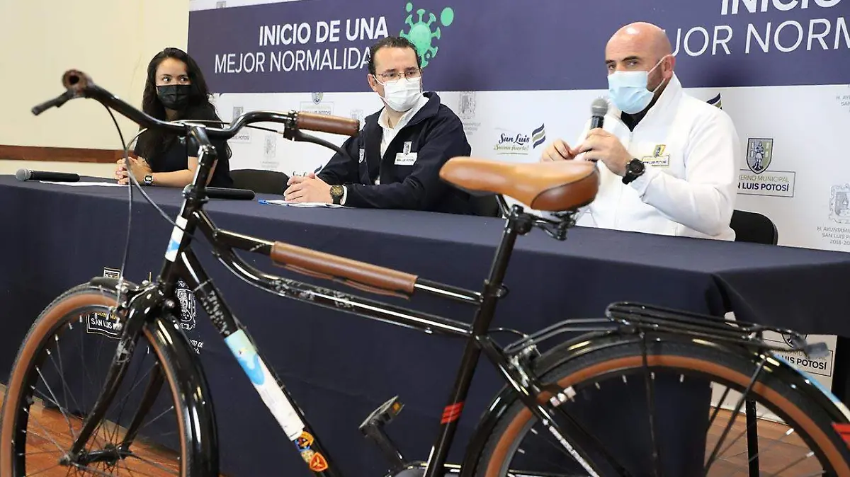 “BICIESCUELA” LLEGA A LA POBLACIÓN INTERESADA EN LA MOVILIDAD EN DOS RUEDAS  3