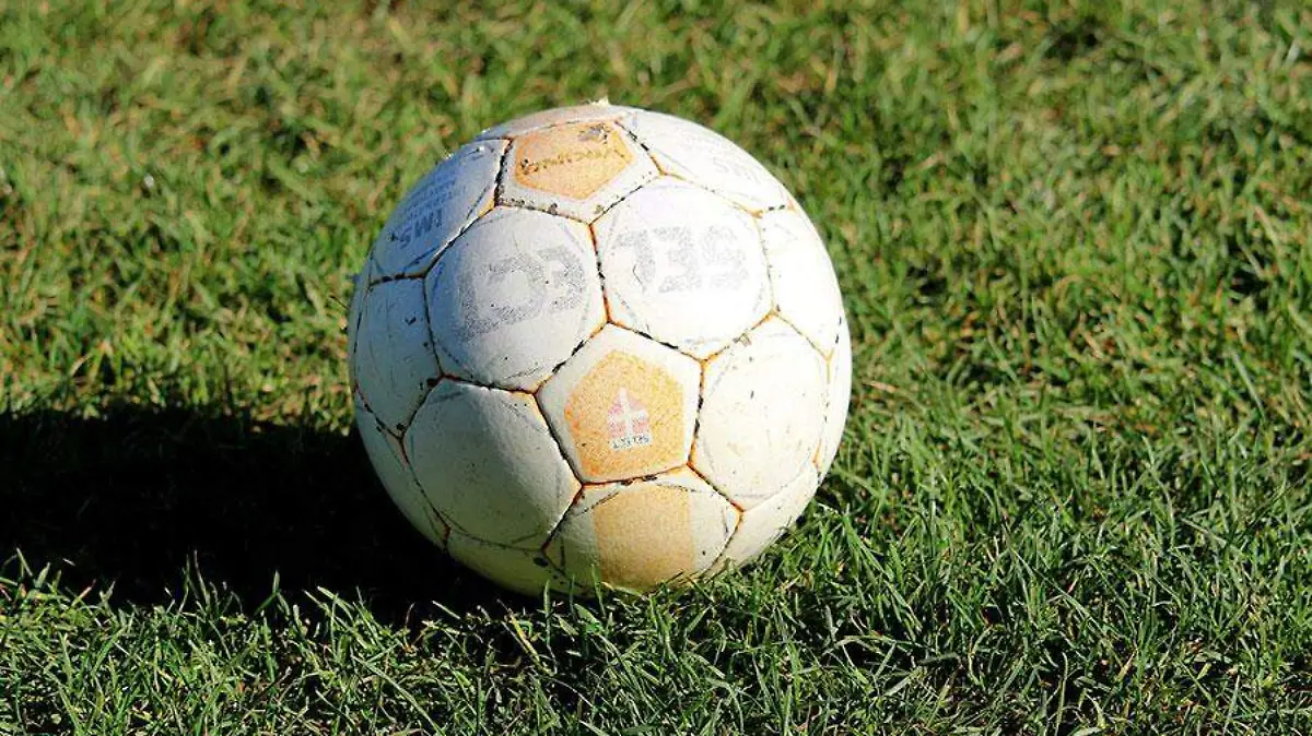 pelota-de-futbol