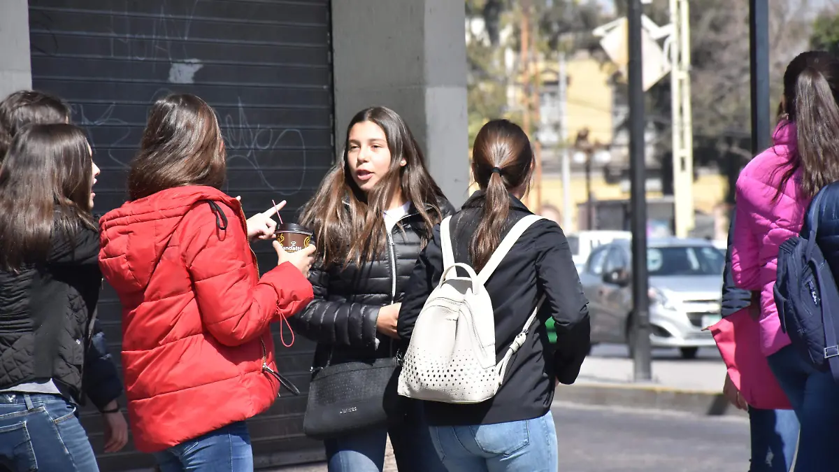 jovenes, mujeres