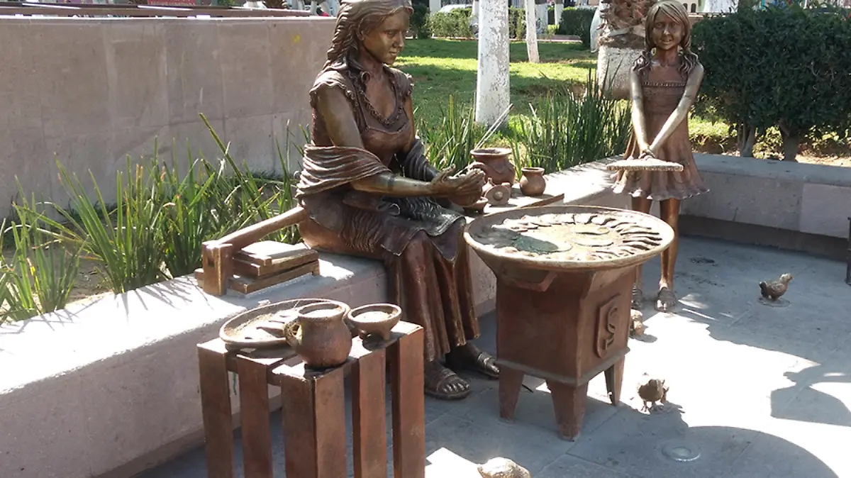 MONUMENTO-A-LA-ENCHILADA-(2)-A