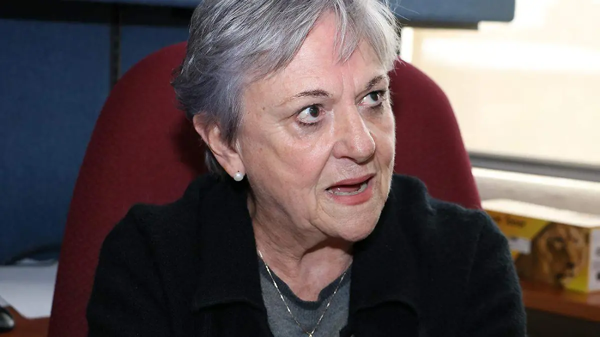 REGIDORA RAQUEL BARCENAS BIBLIOTECA MORALES 2