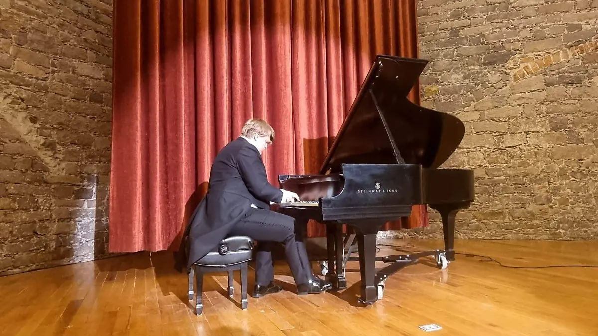 38513059-e01a-4a93-b94c-be9bff1088b6