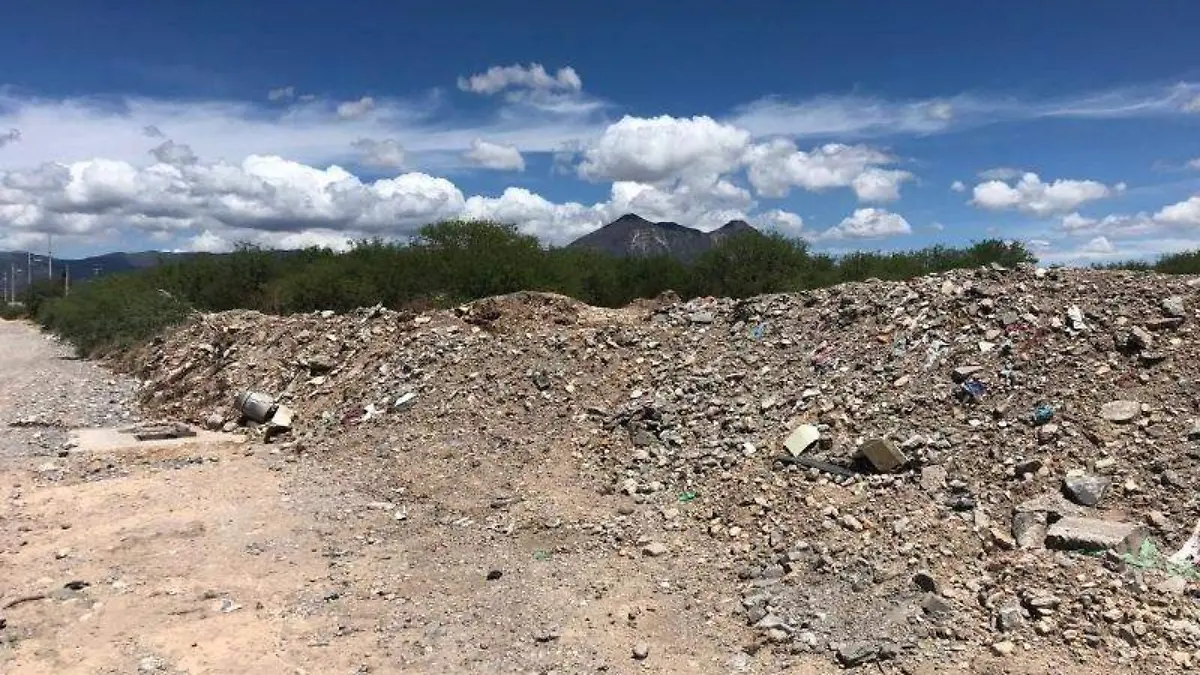 Supuesto propietario de terreno por donde pasa