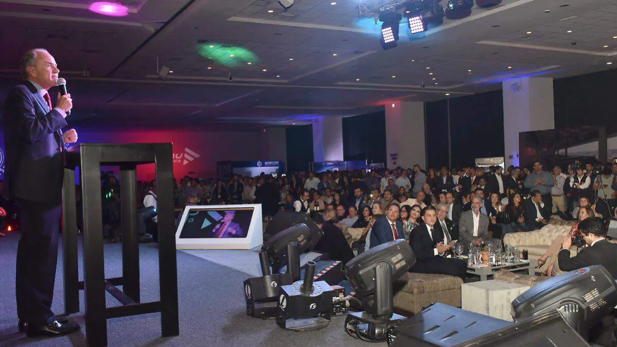 JMCL Presentación Estadio 010319 (1)