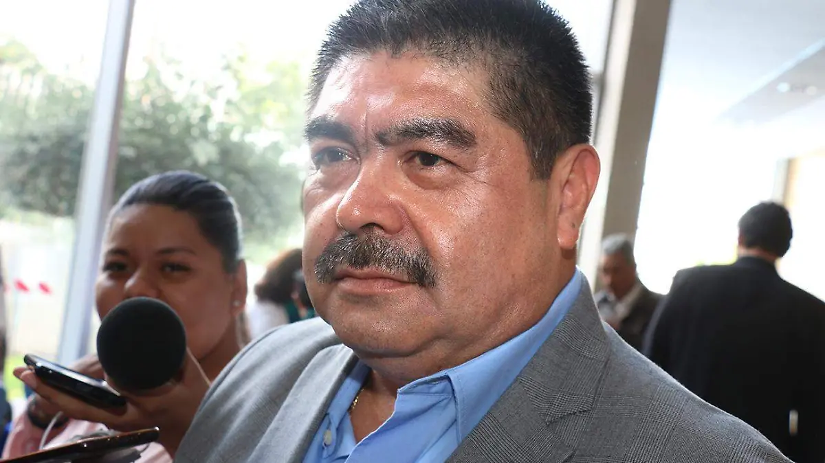 MARCO URIBE 1